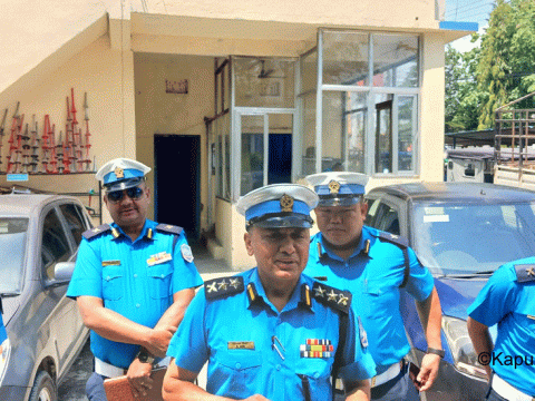 ट्राफिक प्रहरीले नियन्त्रणमा लियो चार वटा चोरीका गाडी ट्राफिक प्रहरीले नियन्त्रणमा लियो चार वटा चोरीका गाडी